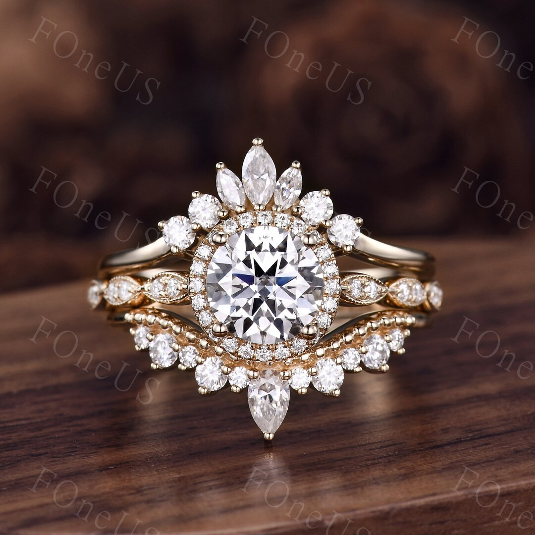 Round Cut Moissanite Engagement Ring Set Vintage Unique