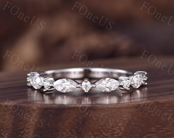 Fede nuziale vintage con moissanite, fede nuziale unica in oro bianco, fede nuziale con taglio marquise da donna, fede nuziale abbinata impilabile, regalo per lei