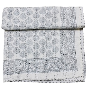 New Grey & White Block Print Kantha Quilt Bedspread Kantha Bed Cover Kantha Coverlet Kantha Beding Throw Kantha King Size 90X108 Inch