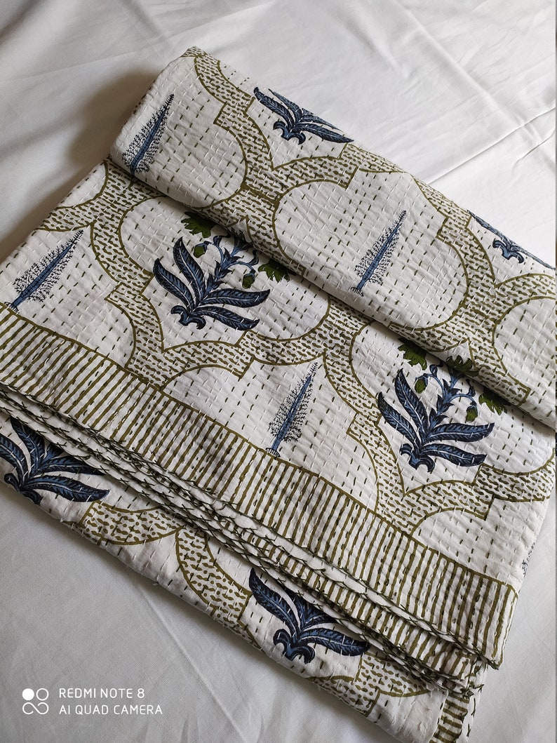 Hand Block Print Kantha Bed Cover, Reversible Quilted Blanket image 2