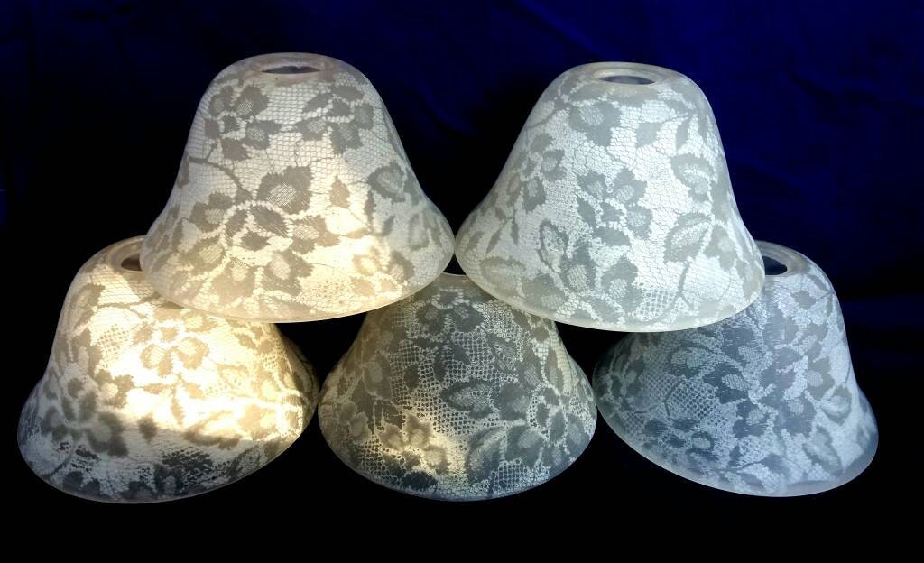 Art Déco Français Opaline Verre Cloche Lumière Lampe Ombres Rare Faux Dentelle Motif Dans Le Verre É