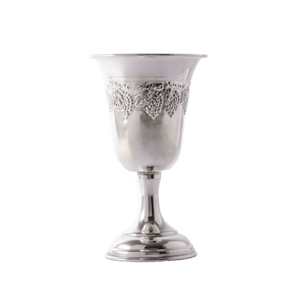 Copa Kiddush de plata de ley, copa de vino, judaica clásica, decoraciones de uva, copa tradicional de Shabat, regalo de boda judío