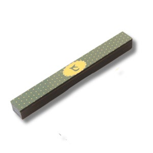 Großes Holz schmales graues Mesusa mit Punkten - leicht zu reinigen und einfach zu installieren