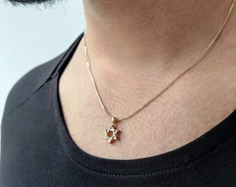 Brillantezza Radiosa: Ciondolo A Forma Di Stella Di David In Oro Bianco 14k Impreziosito Da 18 Diamanti, Per Un Totale Di 0,23 Carati, 0,50x0,50 Pollici. - Italia - Foto 12