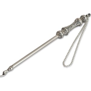 Mid Size filigree Yad Torah made of  925 Sterling Silver, Bar Mitzvah Gift, Jewish Wedding Gift