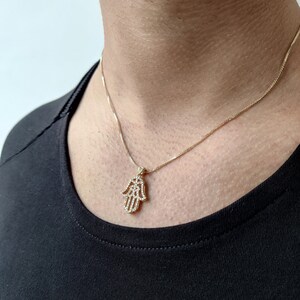 Mid-size Hamsa Necklace 14k White Gold 
