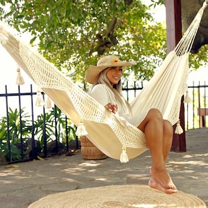 Hammock with Fringe, Garden Boho Style Hammock, Luxury Macrame Hammock, Crochet Boho Hammock, Balcony White Hammock Bohemian Furniture Decor