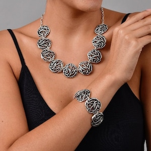 Spiral geometric Asymmetrical Necklace, Silver Chunky Bib Necklace, Handmade Vintage Modernist Jewelry, Gift for her, Mothers day gift