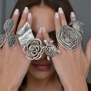 Großer silberner Hypnotischer Ring, Naturblatt Ring, Süßer Caretta Ring, Sterling Silber Schmuck, Silber Kuppel Blumen Ring, Trend Silber Hand Ring