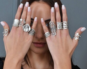 『BINGO RING SILVER』 Silver Large Circle Statement Ring, Chic Trend Flower