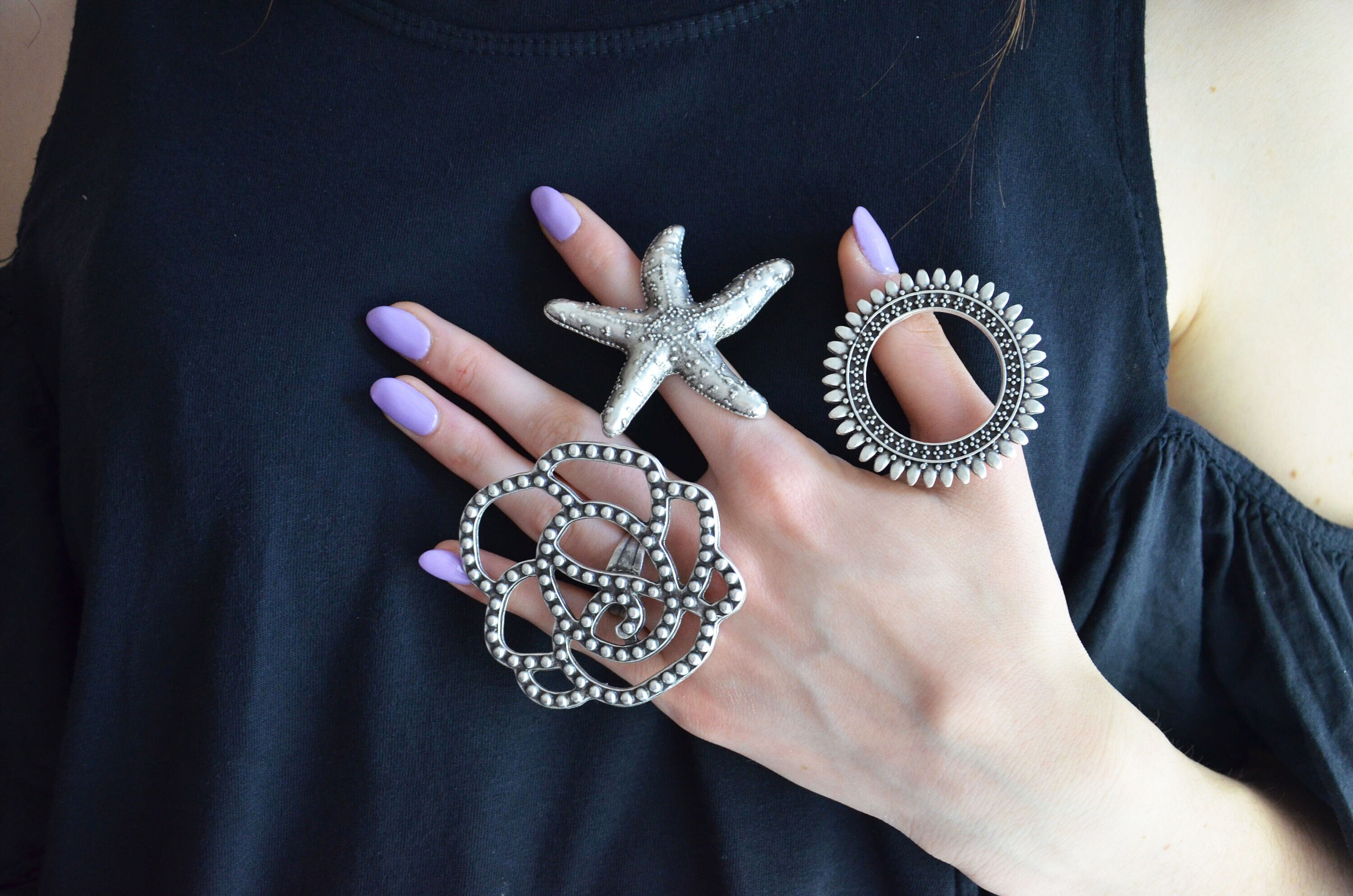 Large Silver Hypnotic Ring, Nature Leaf Ring, Cute Caretta