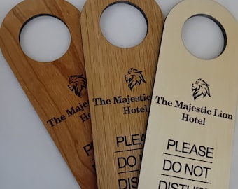 Colgador de puerta para empresas - Por favor, no molestar/Arreglar la habitación + Nombre + Logotipo