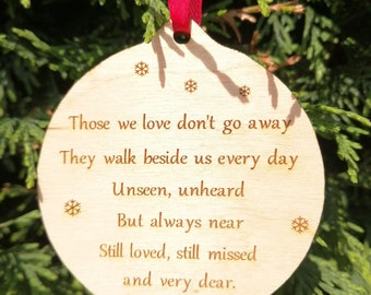 Christmas Tree Bauble Decoration In Memory of a Loved One & Verse