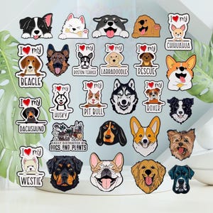 Puede incluir: Una colección de pegatinas coloridas con temática de perros que presentan varias razas, incluyendo un Beagle, un Husky y un Dachshund. Cada pegatina tiene la frase "I my" o "I my" con un símbolo de corazón, y algunas incluyen nombres de razas.