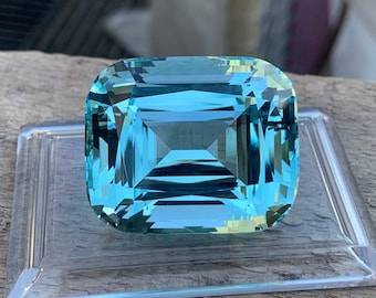 219-Carat Lustrous Aquamarine 40*35*30 mm, Natural Aquamarine, Fancy Cushion Aquamarine, Skardu