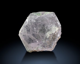 25 Gramm Schöner lila Apatit Natürlicher Kristall, 2.8 x 2.6 x 1.2 cm, von Mohnand Clutch Clutch, KP Pakistan.