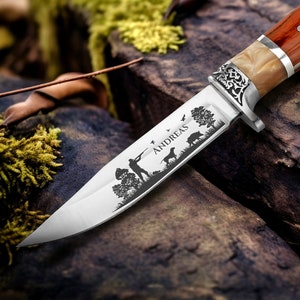 Jagdmesser mit Gravur mit Wunschname | Personalisierte Messer | Geschenk für Papa, Opa | Survival-Tool mit Holzgriff