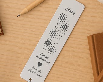 Marcador de cuero personalizado para jubilados: Diseño floral grabado
