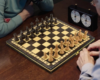 Jeu d'échecs en bois personnalisé fait main - Votre texte sur le tableau - Jeu d'échecs complet 3 en 1 - Coffret cadeau de voyage