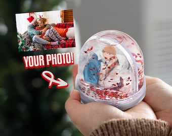 Personalized Snow Globe with Your Photo - Perfect Christmas Gift for Lovers and Family - Home Accessory - Wedding Gift