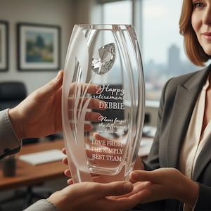 Engraved Retirement Flower Vase - Leaving Gift for Co-worker, Colleague, Friend - Retirement Keepsake | Engraved in Any Language