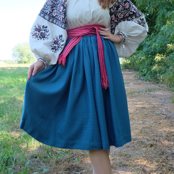 Rare emeral color skirt Rare skirt Interesting skirt Ukrainian skirt Vintage skirt Traditional skirt Folk skirt Skirt Ukraine