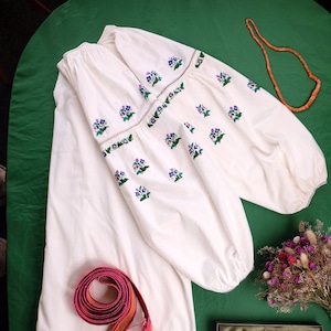 Cute spring dress Antique cotton dress Beautiful Ukrainian dress Feminine dress Accurate vintage dress Cotton vyshyvanka
