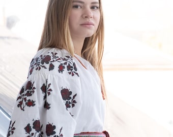 Vintage shirt Embroidered dress Folk costume