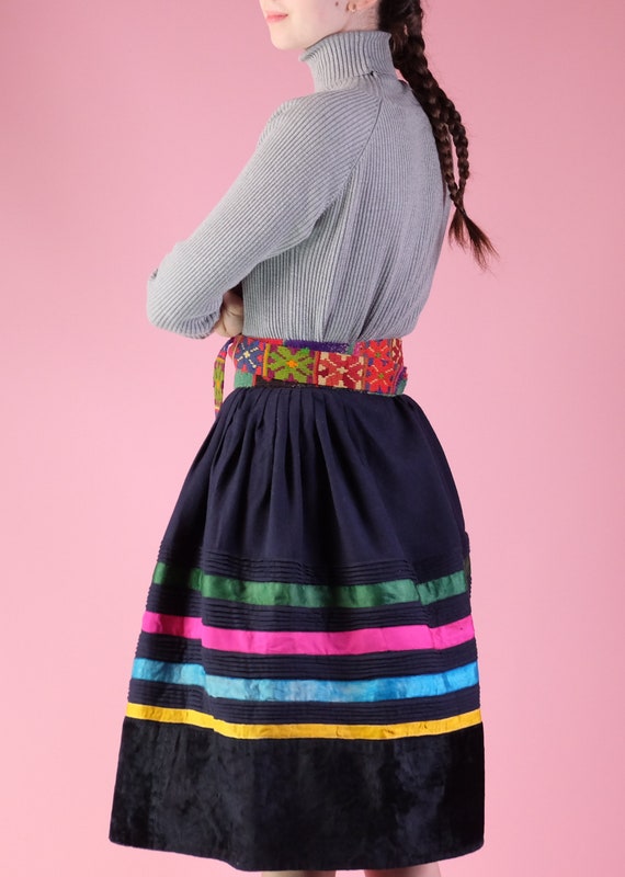 Antique woolen skirt Very nice Ukrainian skirt Ex… - image 5
