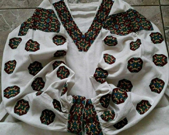 Interesting vintage blouse Linen antique blouse Ge