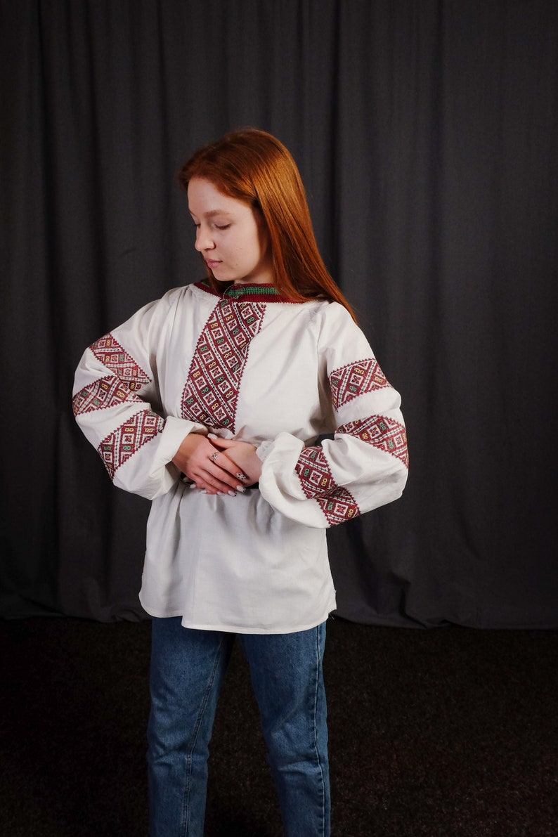 Antique Lviv region shirt Antique blouse Antique cotton blouse Very nice blouse Rare blouse Hutsul region shirt Authentic shirt image 3