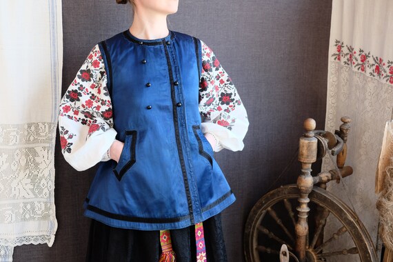 EXTRAORDINARY antique vest! Incredible Ukrainian v