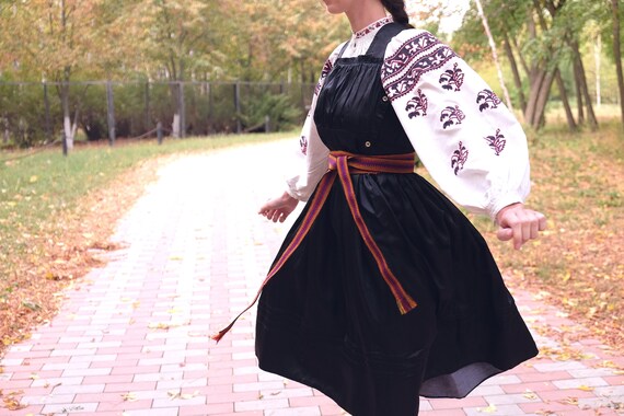 Antique blouse Ukrainian vintage shirt Short shirt