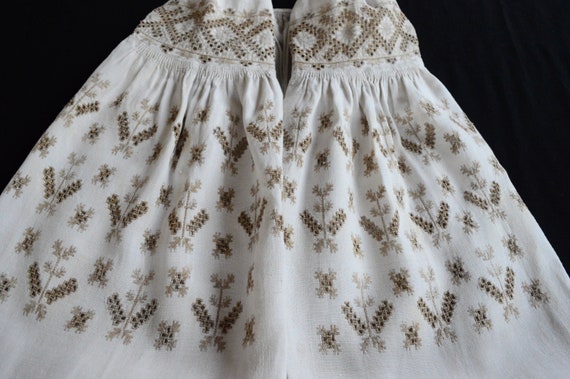 Very ancient embroidered dress Ukrainian dress Aut