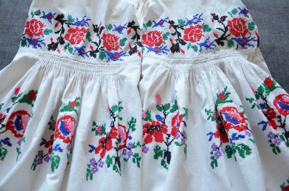 Incredible COLORED embroiering! Womens ukrainian e