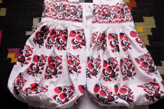 AMAZING strawberry dress!! So much beautiful dress