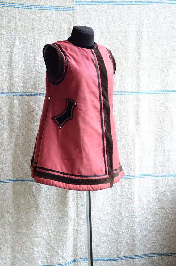 Beautiful RED antique vest!!! Excellent condition