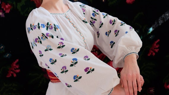 Purple/blue embroidery Nice floral embroidery Nice
