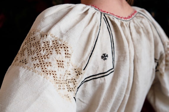 Fantastic natural dye embroidery! Homespun hemp th