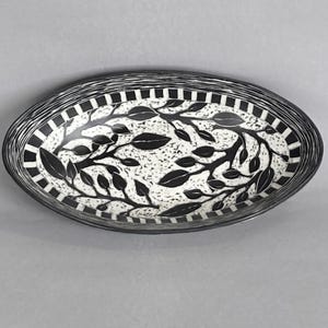 Sgraffito Oval Bowl: Black & White Carved Leaves and Stems