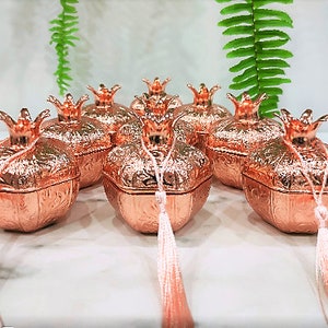 rose gold wedding favors for guests, unique wedding favor boxes, engagement party favors, baby shower gifts, elegant wedding, pomegranate