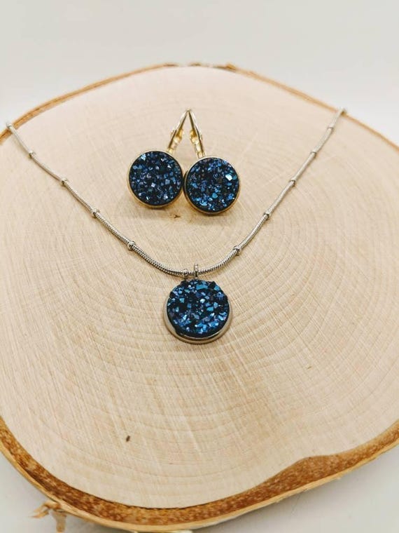 Druzy Necklace and Earring Set: Customizable Bridal Jewelry