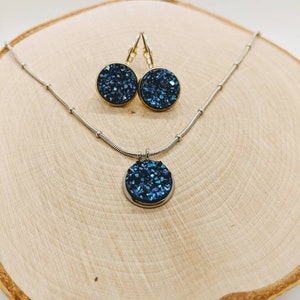 Druzy Necklace and Earring Set: Customizable Bridal Jewelry