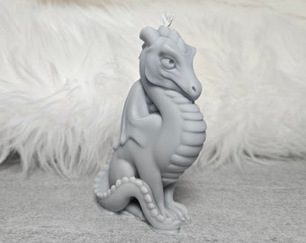 Dragon Shaped Candle: Custom scent and color, Soy wax