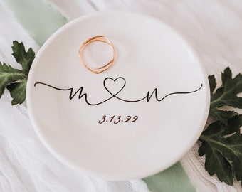 Engagement Gift for Couple, Wedding Gift for Her, Personalized Gift for Bride, Engagement Ring Holder, Jewelry Dish for Her, Wedding Ring