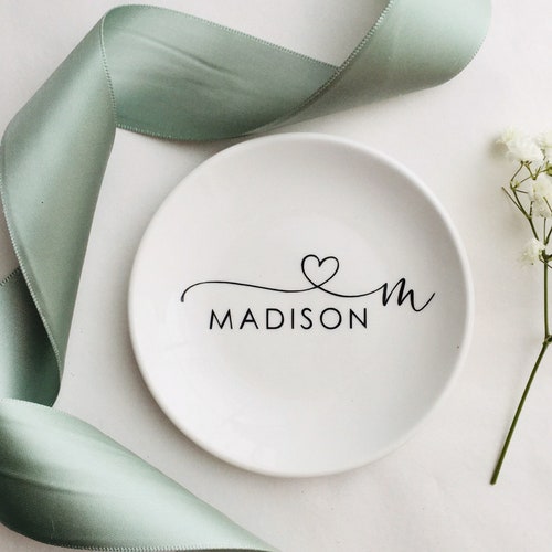 Personalized Ring Dish / Engagement Gift / Wedding Gift / - Etsy