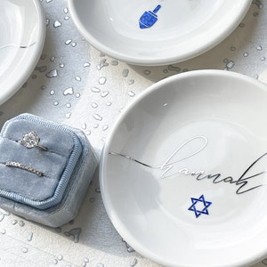 Personalized Hanukkah Holiday Gift for Her, Star of David Hanukkah Dreidel Ring Dish, Chanukah Jewelry Dish Gift, Jewish Holiday Gift image 9