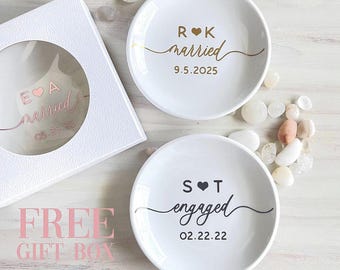 Regalo de compromiso personalizado para ella, plato para anillos de boda con la fecha inicial, regalo para recién casados, despedida de soltera, regalo de aniversario