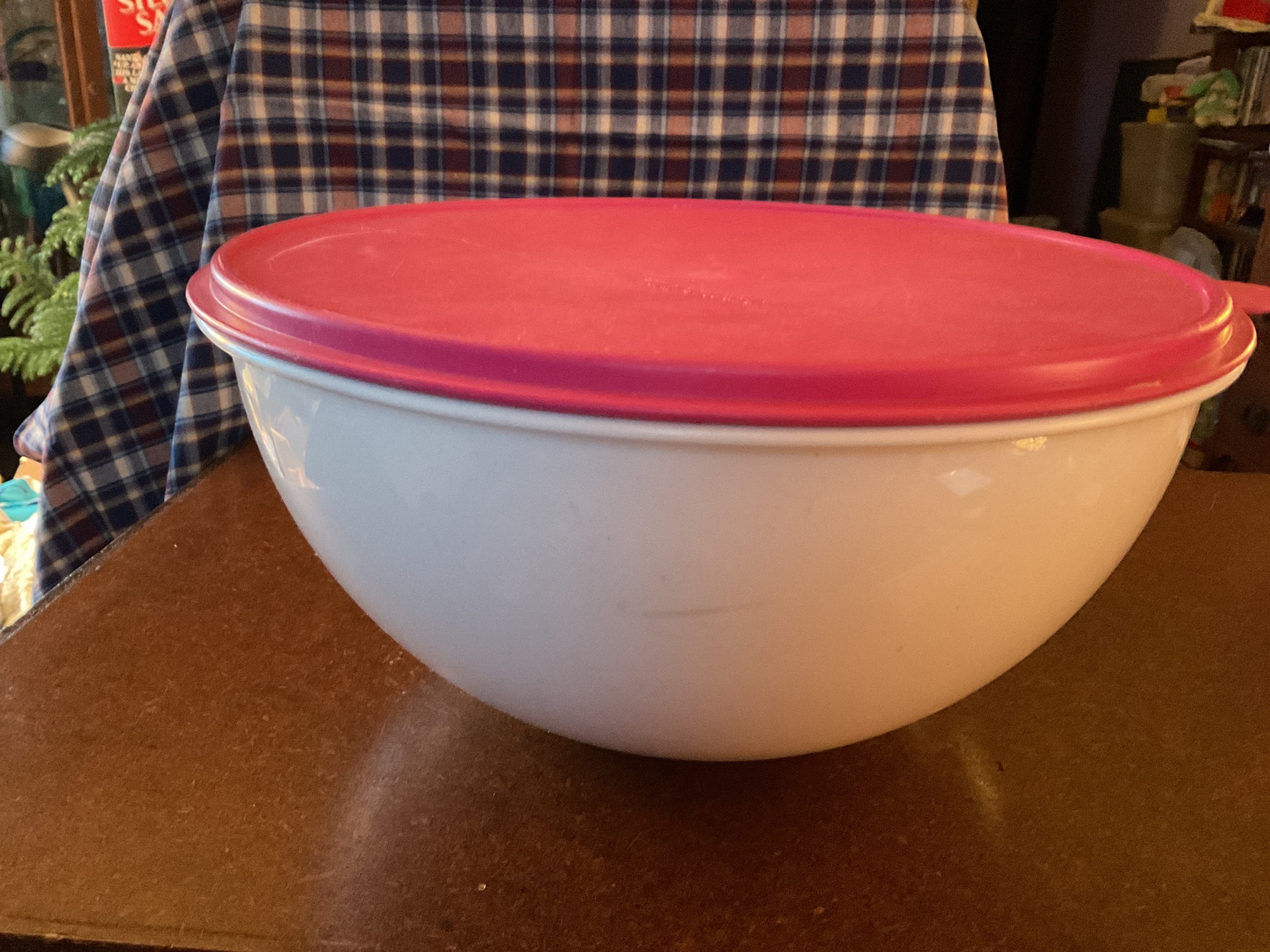 1 Vintage Tupperware Thatsa Bowl 12 Cup 2677 W/ Braille Measure