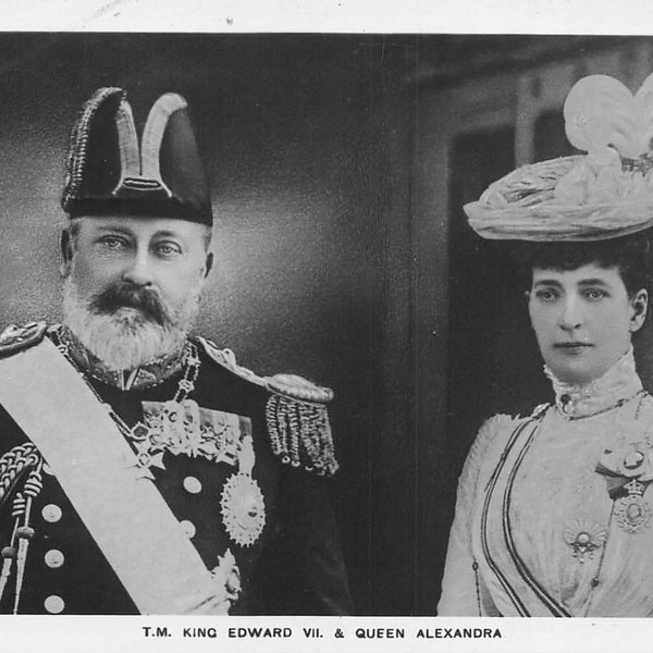 King Edward V11 and Queen Alexandra RP Publisher Rotary 1910 vintage postcard